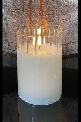 FACETED SIMPLY IVORY RADIANCE POURED CANDLE