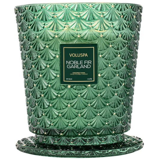 NOBLE FIR GARLAND 5 WICK HEARTH CANDLE Voluspa