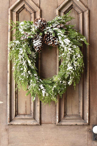 Snow Squall Pine Oval Wreath
