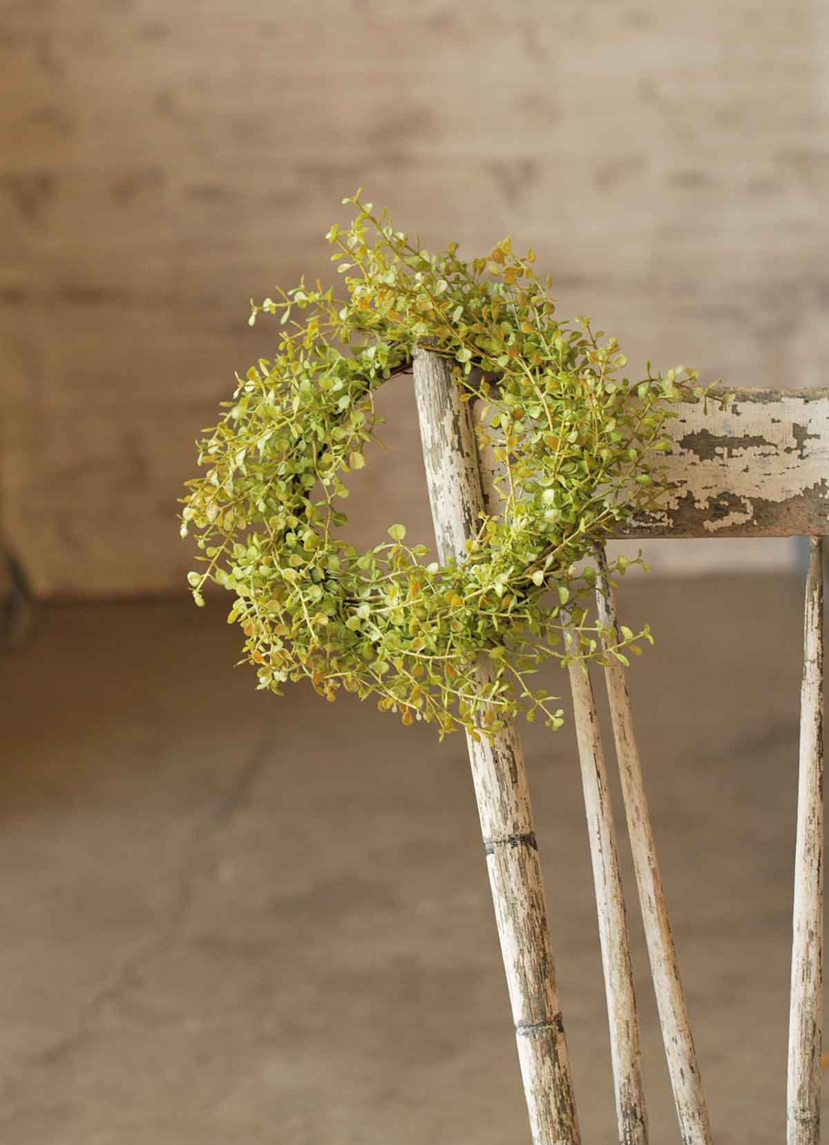 Baby's Grass Candle Ring