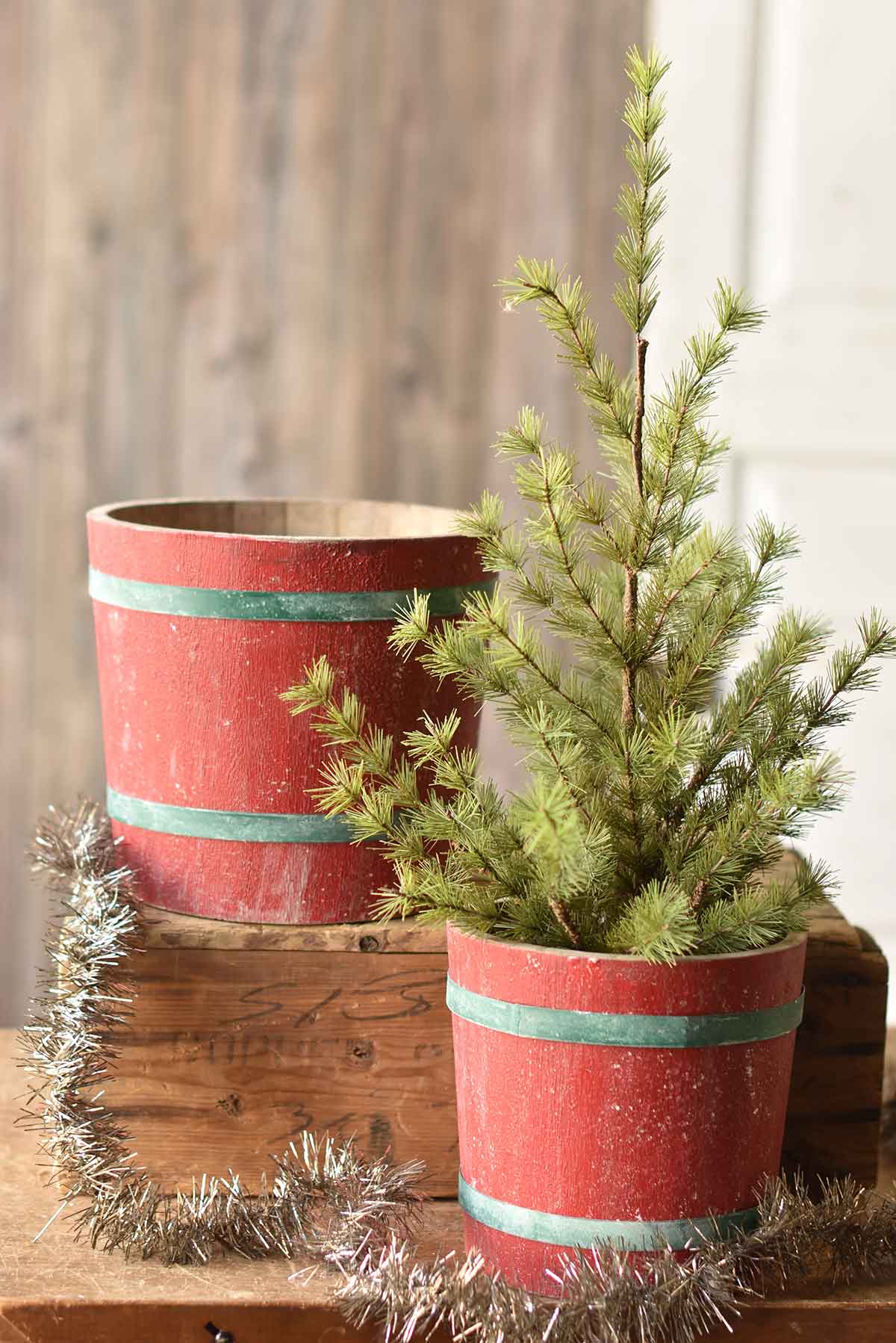 Holiday Barrel Bucket