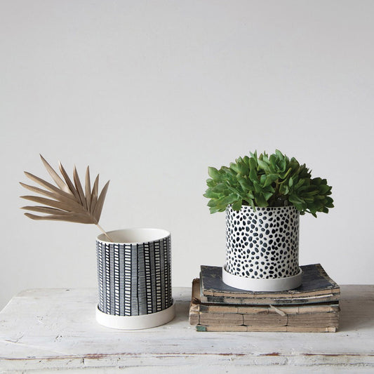 Stoneware Planter w/ Saucer & Pattern, Black & White