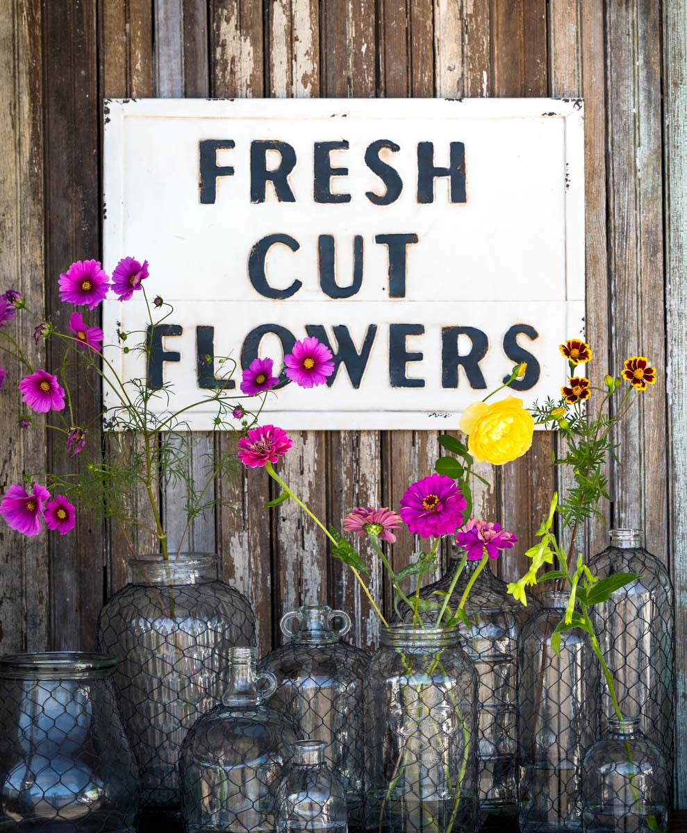 Embossed Metal Fresh Cut Flowers Sign