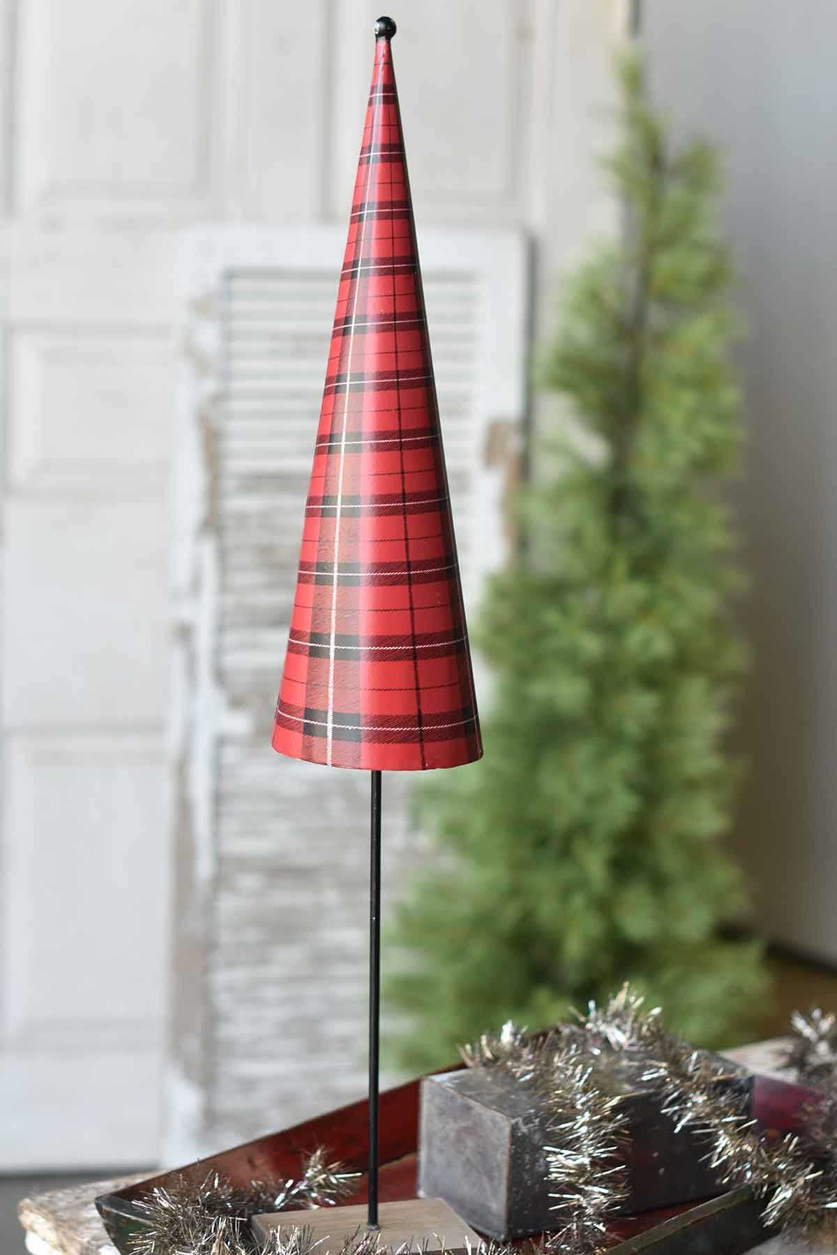 Tartan Tidings Tree